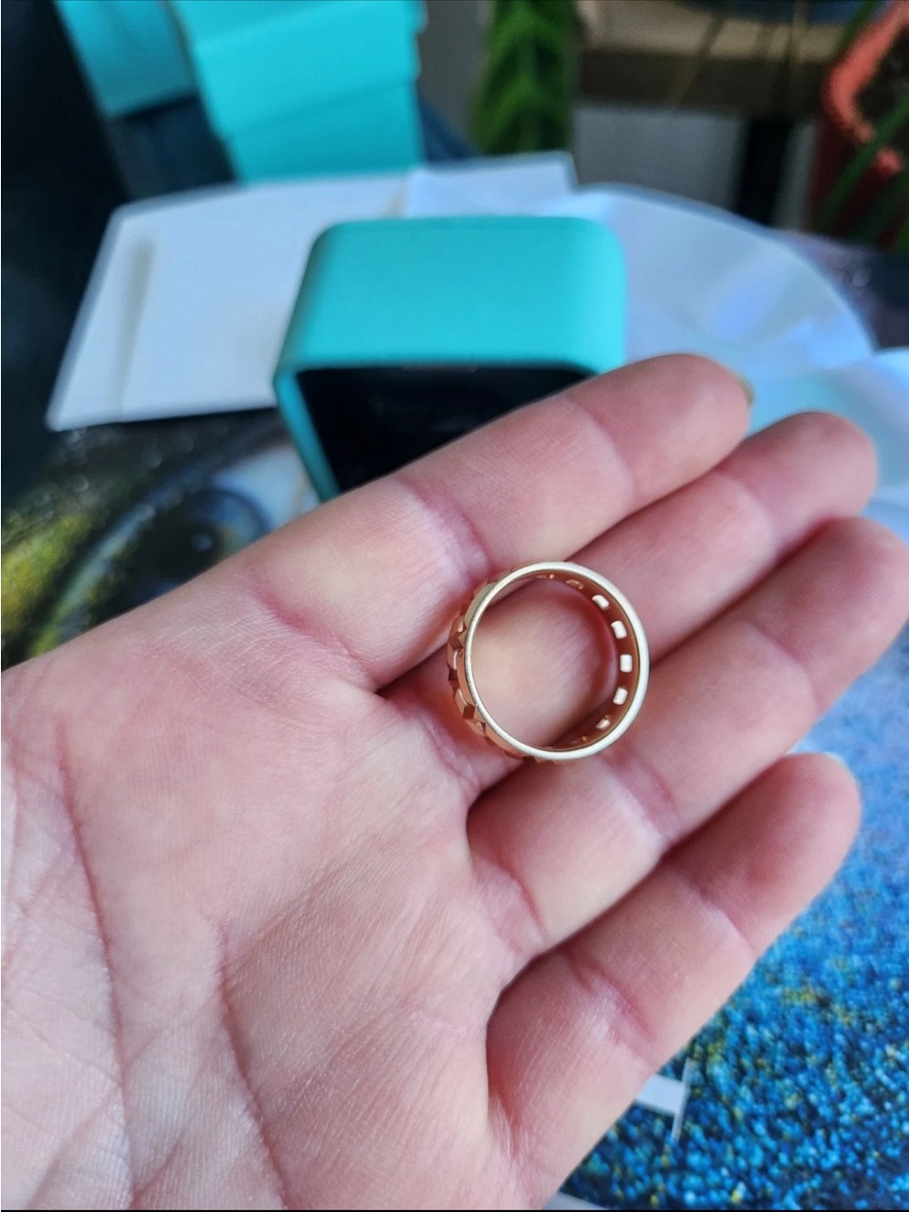 Tiffany & Co. Tiffany T True Wide Ring in 18k Rose Gold - Size 12 - Picture 6 of 8